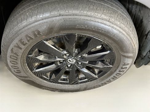 Used 2024 MAZDA CX-50 AWD 2.5 S w/ Preferred Package image 11