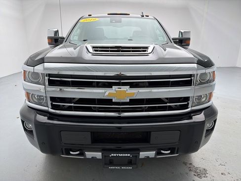 Used 2019 Chevrolet Silverado 3500 High Country w/ Duramax Plus Package image 5