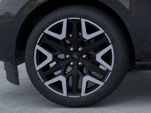 New 2025 Ford Expedition Max Platinum w/ Platinum Ultimate Package image 19