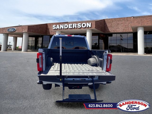 Used 2026 Ford F250 Platinum w/ Platinum Plus Package AWD/4WD image 5
