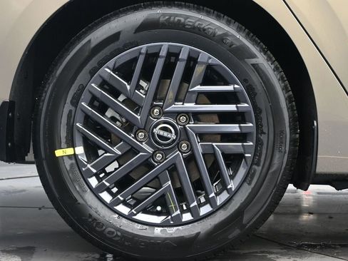 New 2026 Nissan Sentra SV w/ Floor Mat Package FWD image 9