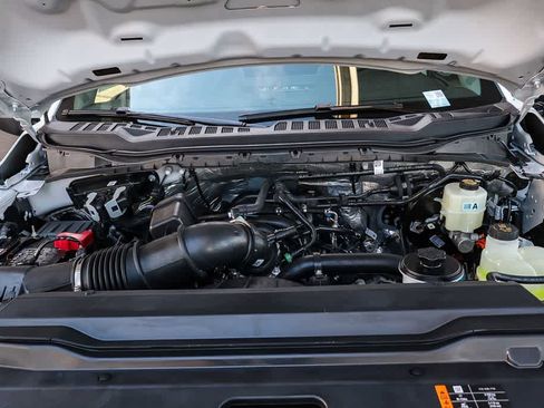 New 2026 Ford F250 XL w/ XL Chrome Package image 34