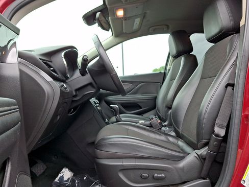 Used 2019 Buick Encore Preferred FWD image 11