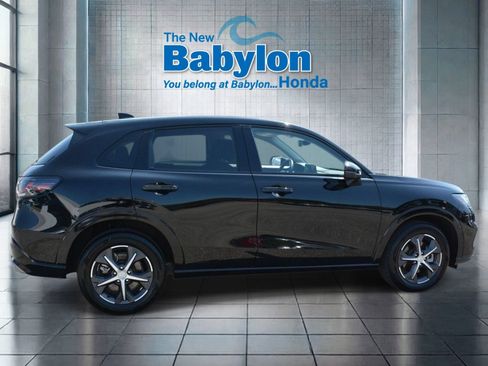 Used 2025 Honda HR-V EX-L image 5