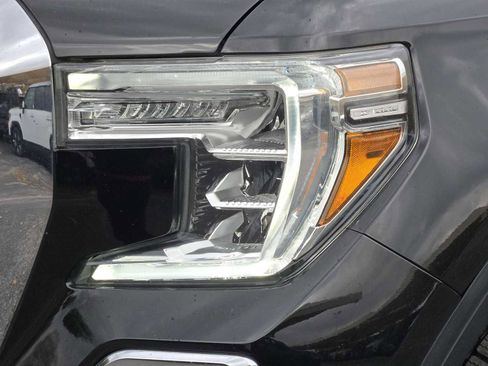 Used 2021 GMC Sierra 1500 SLT image 9