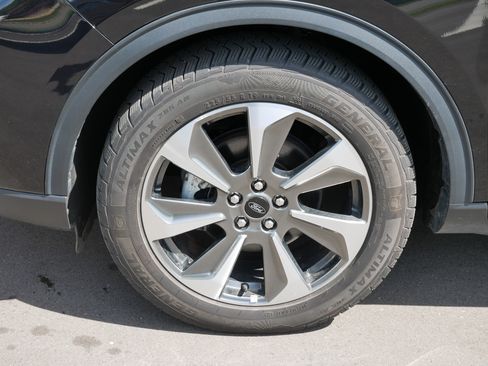 Used 2023 Ford Escape Platinum AWD/4WD image 4