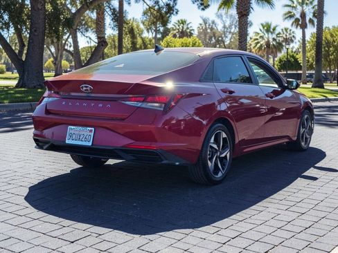 Certified 2023 Hyundai Elantra SEL w/ Convenience Package image 5