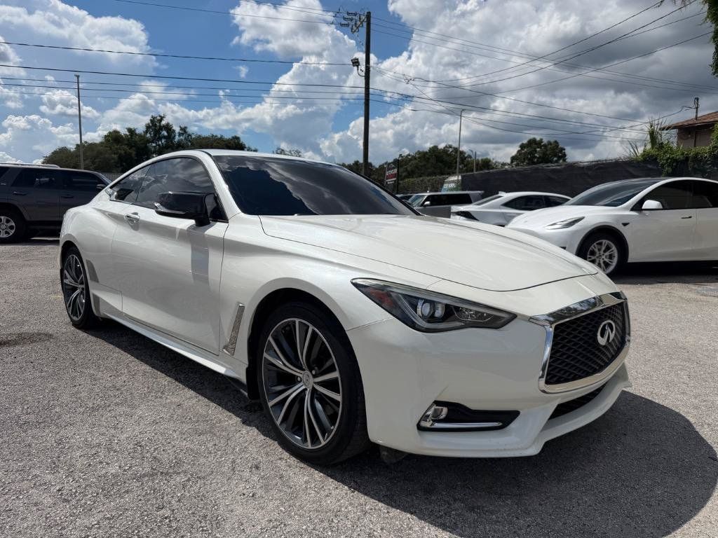 Used 2018 INFINITI Q60 2.0t w/ Sensory Package 2.0T Luxe RWD image 3