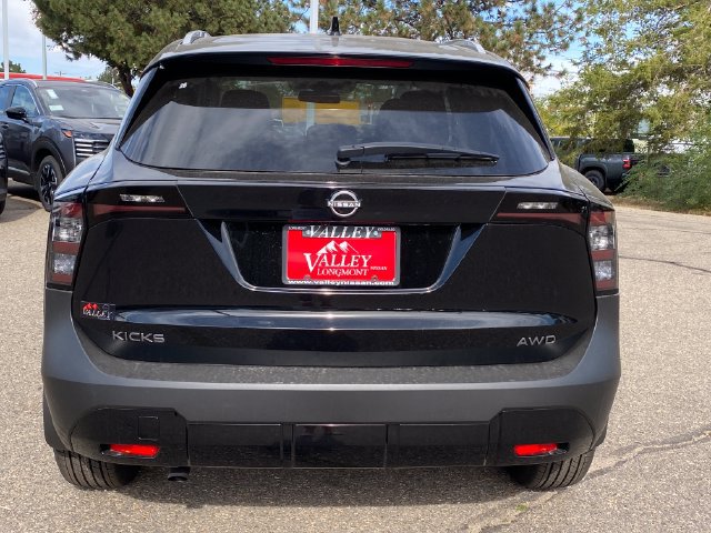 New 2027 Nissan Kicks SV AWD/4WD image 4