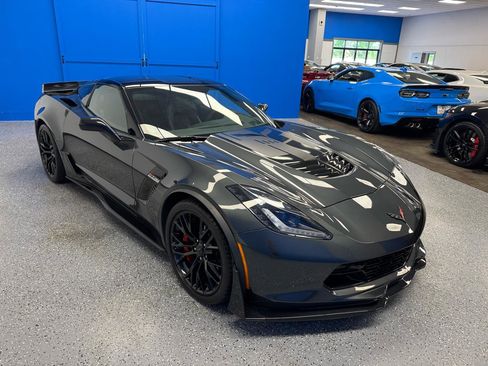 Used 2019 Chevrolet Corvette Z06 RWD image 32