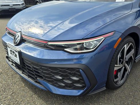 New 2025 Volkswagen GTI SE image 9