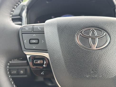 New 2026 Toyota Camry SE FWD image 25