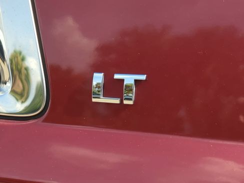 Used 2017 Chevrolet Tahoe LT w/ LT Signature Package RWD image 6