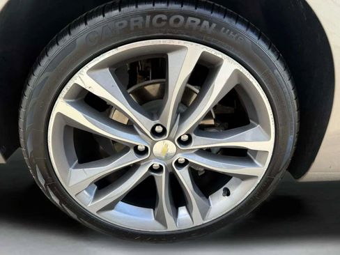 Used 2022 Chevrolet Malibu LT image 32