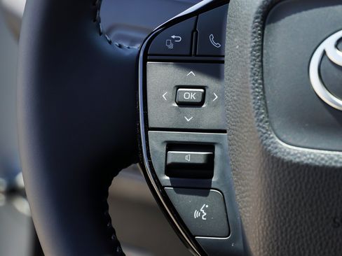 New 2026 Toyota C-HR AWD/4WD image 33