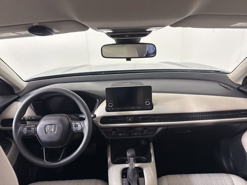 Used 2025 Honda HR-V LX image 19