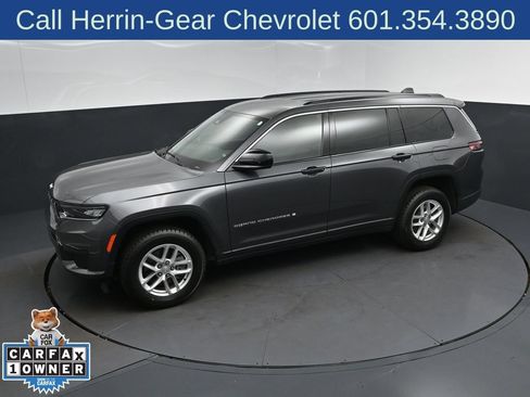 Used 2024 Jeep Grand Cherokee L Laredo RWD image 31