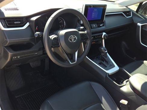 Used 2024 Toyota RAV4 XLE Premium image 18