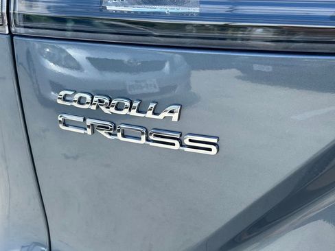 Used 2026 Toyota Corolla Cross L image 12