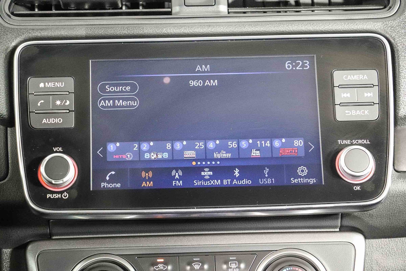 Used 2025 Nissan Leaf S FWD image 15