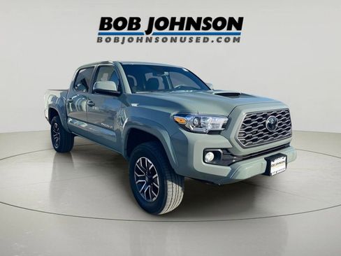 Used 2022 Toyota Tacoma TRD Sport image 1