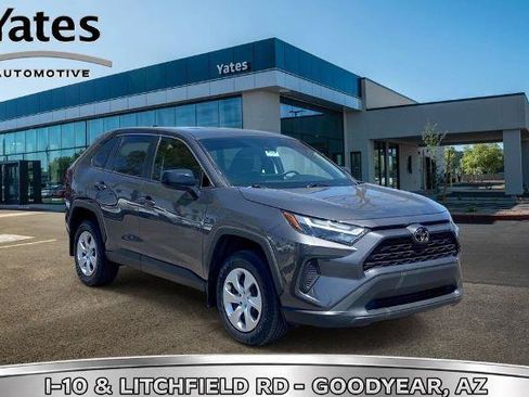 Used 2025 Toyota RAV4 LE AWD/4WD image 1
