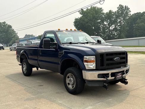 Used 2010 Ford F250 XLT AWD/4WD image 12