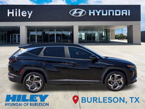 Used 2022 Hyundai Tucson SEL w/ Convenience + Premium Package FWD image 3