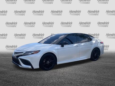 Used 2024 Toyota Camry XSE w/ Navigation Package FWD image 5