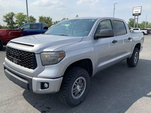 Used 2014 Toyota Tundra SR5 w/ TRD Off Road Package image 5
