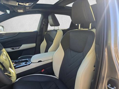 Used 2023 Lexus NX 300h AWD w/ Vision Package image 11