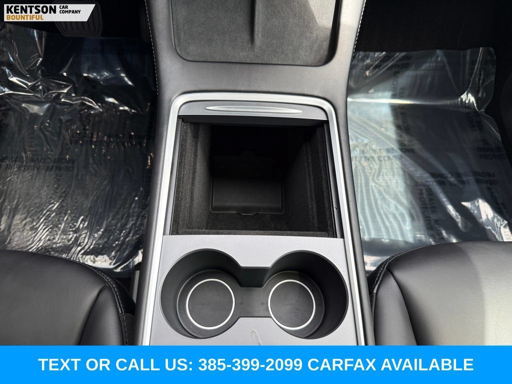 Used 2024 Tesla Model Y Long Range AWD/4WD image 17