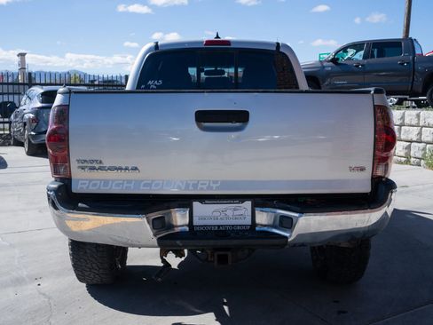 Used 2012 Toyota Tacoma 4x4 Double Cab w/ TRD Sport Upgrade Pkg image 6