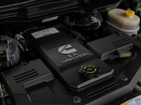 Used 2018 RAM 3500 Laramie Longhorn image 32