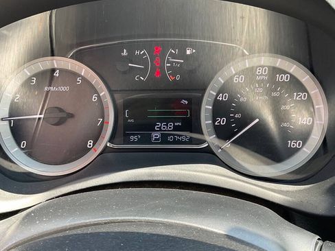 Used 2013 Nissan Sentra SV FWD image 8