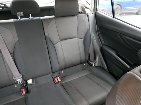 Used 2020 Subaru Crosstrek 2.0i AWD/4WD image 13