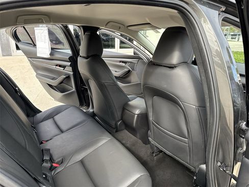 Used 2021 MAZDA MAZDA3 s image 34