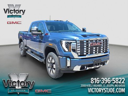 New 2026 GMC Sierra 2500 Denali w/ Denali Reserve Package AWD/4WD image 1