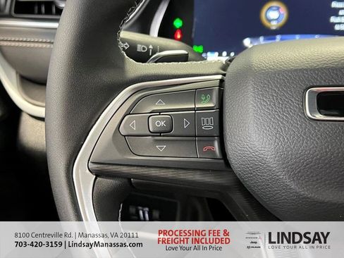 New 2025 Jeep Grand Cherokee Altitude AWD/4WD image 33
