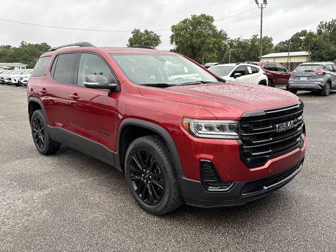 Used 2023 GMC Acadia SLE w/ Driver Convenience Package FWD image 7