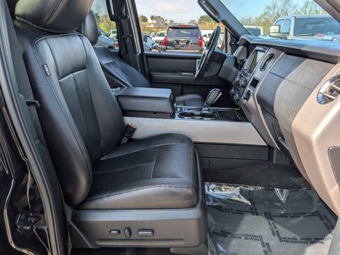 Used 2017 Ford Expedition EL Limited image 12