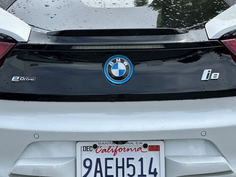 Used 2019 BMW i8 Roadster AWD/4WD image 45