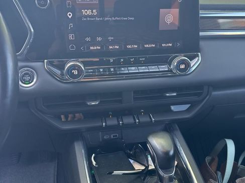 Used 2023 GMC Canyon Elevation w/ Convenience Package RWD image 8