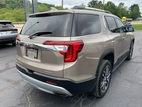 Certified 2023 GMC Acadia SLT w/ Technology Package AWD/4WD image 6