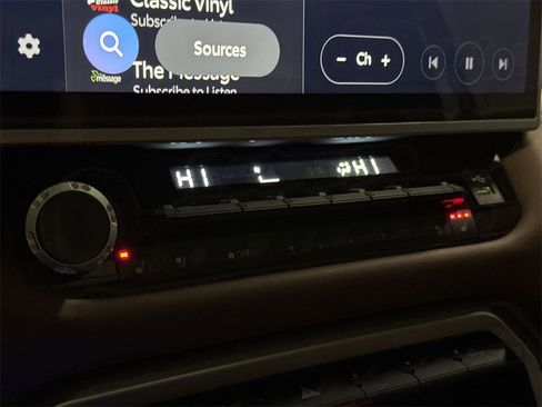 Used 2025 Toyota Tundra 1794 Edition image 17