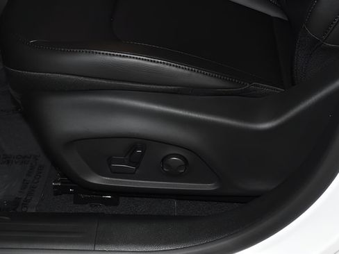 New 2026 Jeep Compass Limited AWD/4WD image 11