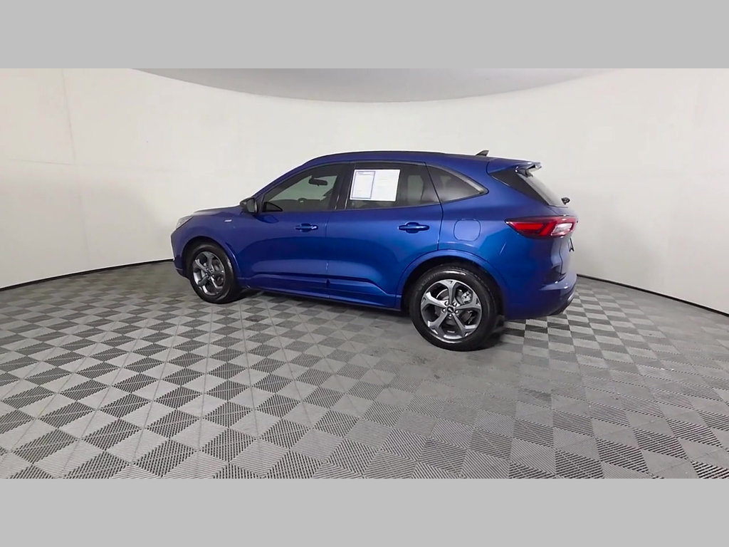 Used 2023 Ford Escape ST-Line w/ Tech Pack #1 FWD image 45