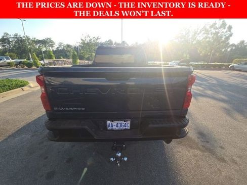 Used 2022 Chevrolet Silverado 2500 W/T w/ Gooseneck/5TH Wheel Package AWD/4WD image 12