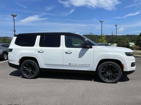 Used 2024 Jeep Grand Wagoneer Series II Obsidian w/ Quick Order Packagew 28T AWD/4WD image 2