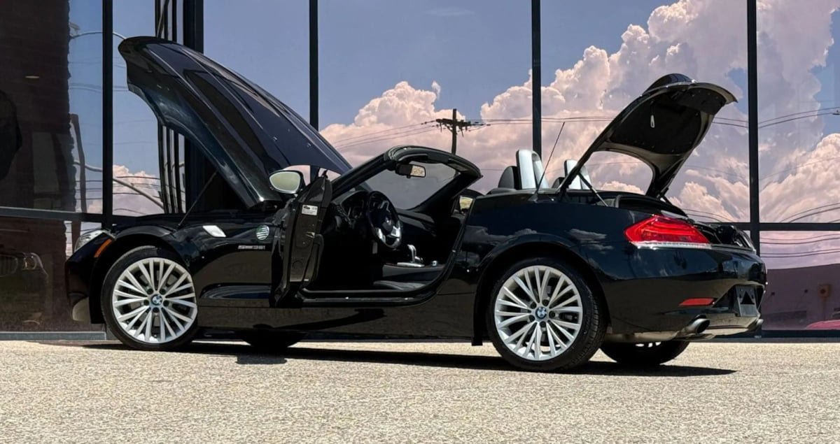 Used 2012 BMW Z4 sDrive35i RWD image 33